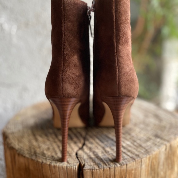 Querida booties by Nine West - Picture 5 of 8